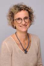 Portrait de Anne LAUNAY